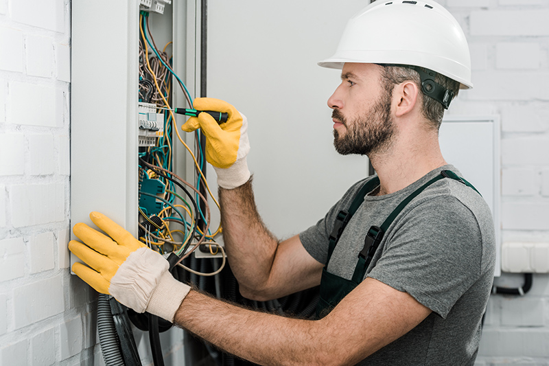 Electricians jobs scotland